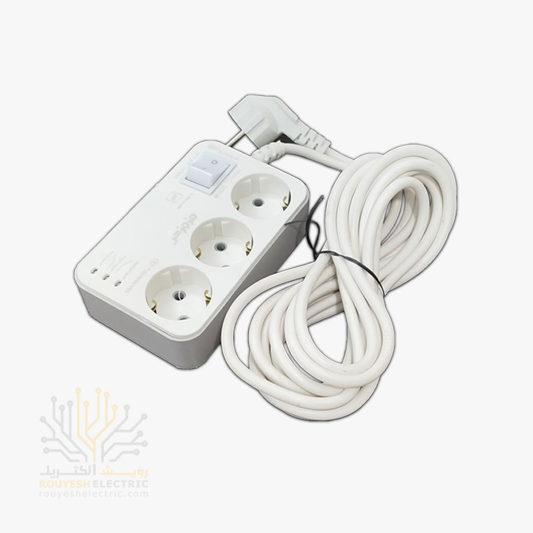 محافظ برق یخچال برند فروزش مدل DG300 ارتدار کلید دار سه خانه دیجیتال 4/8 متری